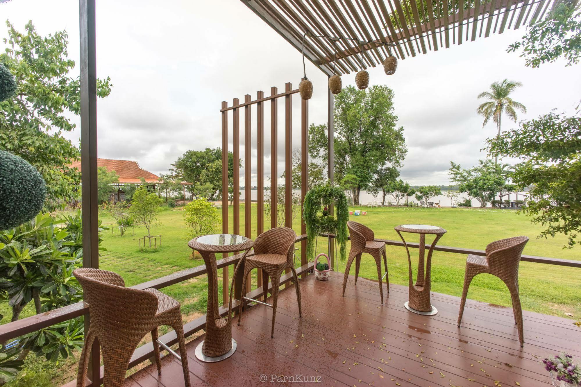 Vieng Khong Hotel Mukdahan Exterior foto