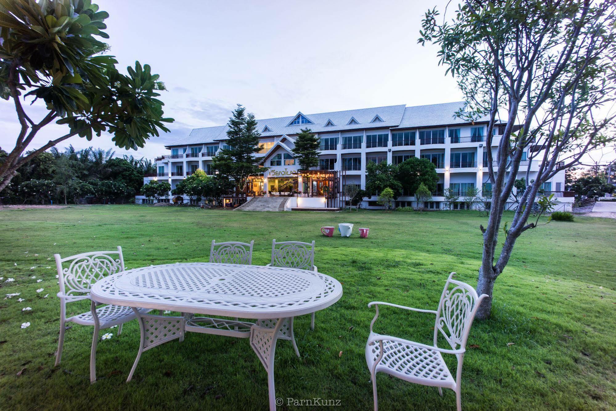 Vieng Khong Hotel Mukdahan Exterior foto